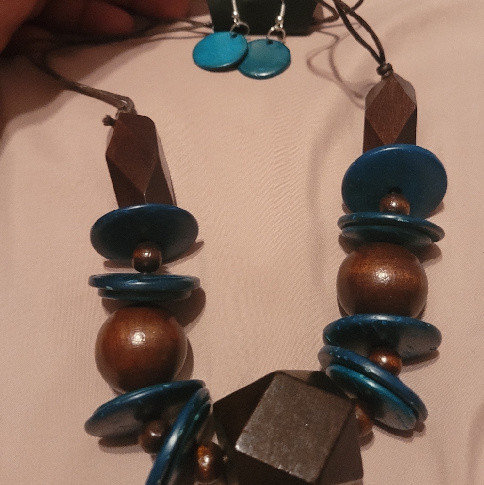 Paparazzi Wooden Necklace